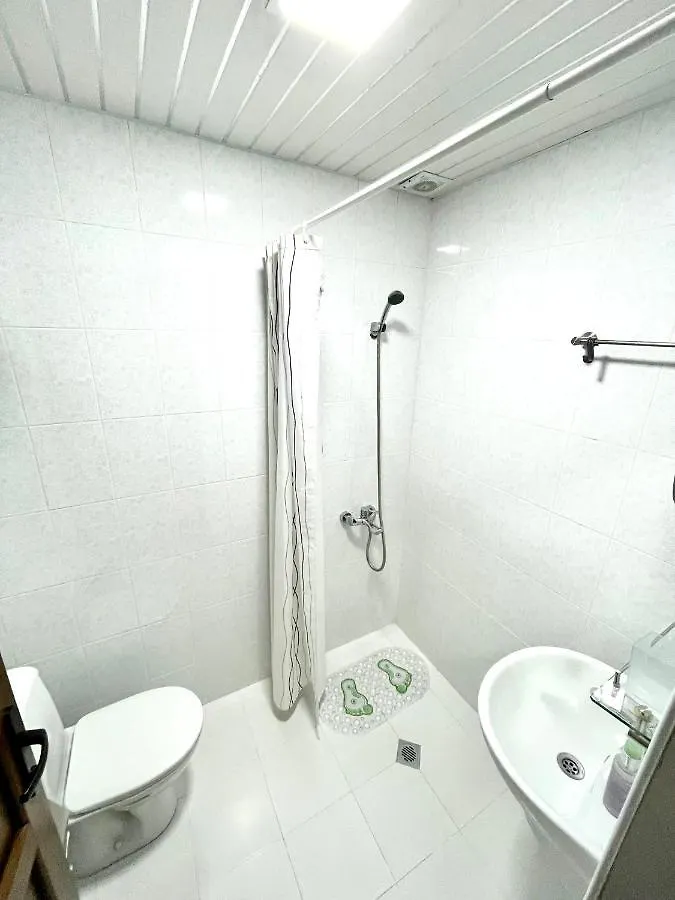Keti 'S Apartment In Batumi 0*,